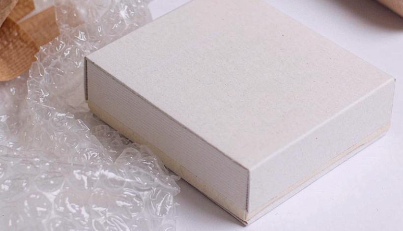 Luxury Full Vape Accessory Bundle packaging detail