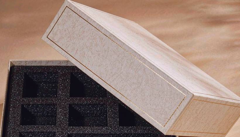 Luxury Full Vape Accessory Bundle packaging detail