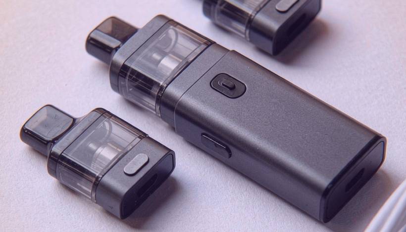 Luxury Full Vape Accessory Bundle packaging detail