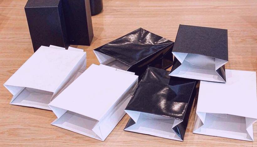 Luxury Full Vape Accessory Bundle packaging detail