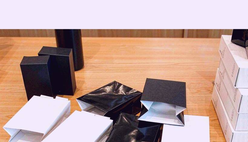 Luxury Full Vape Accessory Bundle packaging detail