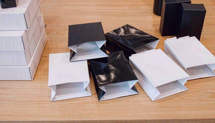 Luxury Full Vape Accessory Bundle packaging detail