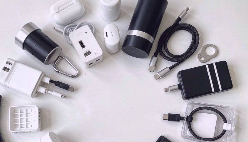 Luxury Full Vape Accessory Bundle packaging detail
