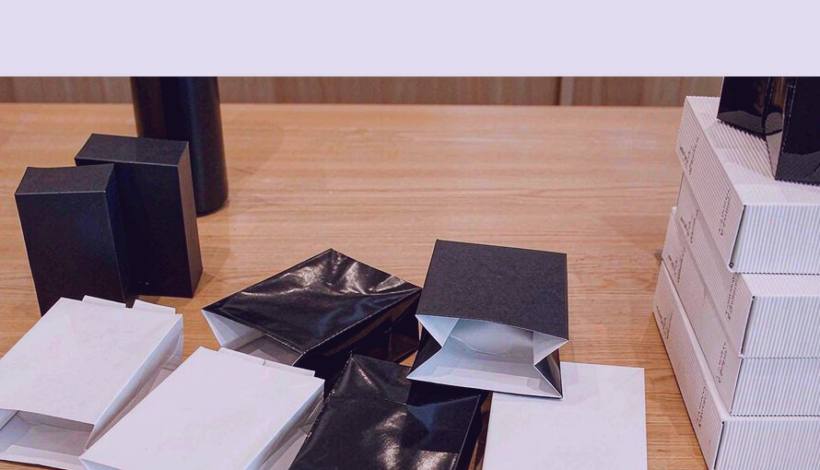 Luxury Full Vape Accessory Bundle packaging detail