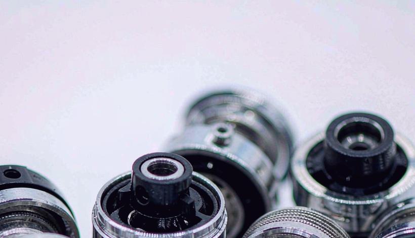 Luxury Full Vape Accessory Bundle packaging detail