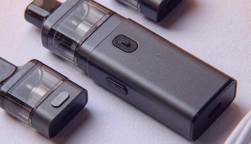 Luxury Full Vape Accessory Bundle packaging detail
