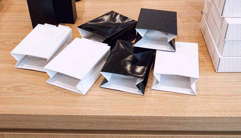 Luxury Full Vape Accessory Bundle packaging detail