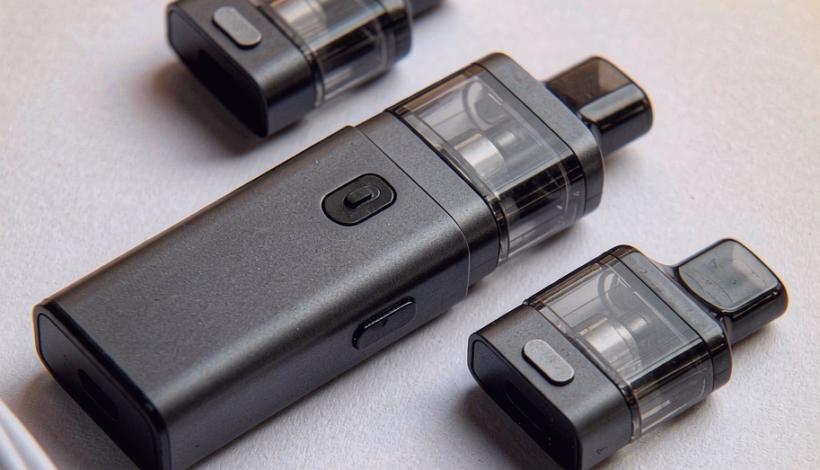 Luxury Full Vape Accessory Bundle packaging detail