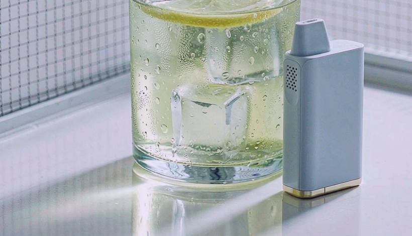 Luxury Full Vape Accessory Bundle packaging detail