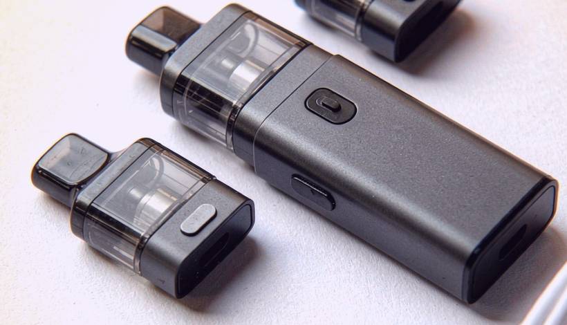 Luxury Full Vape Accessory Bundle packaging detail